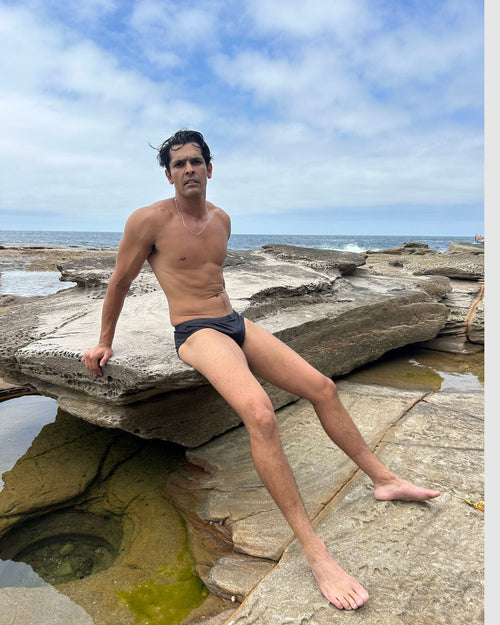 CLASSICS BLACK – Men's Swim Briefs | Sustainable UPF50+ Swimwear Salty Johnson